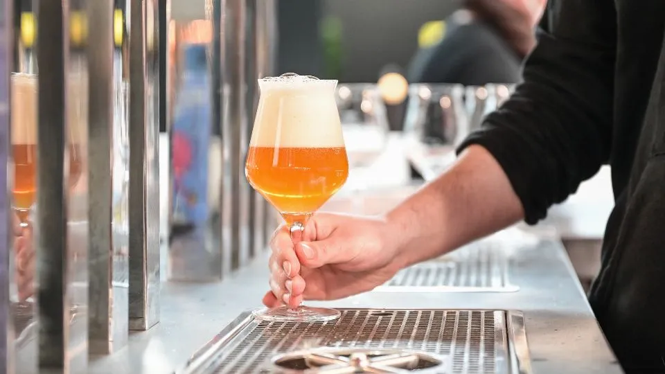 una birra appena spillata (repertorio)