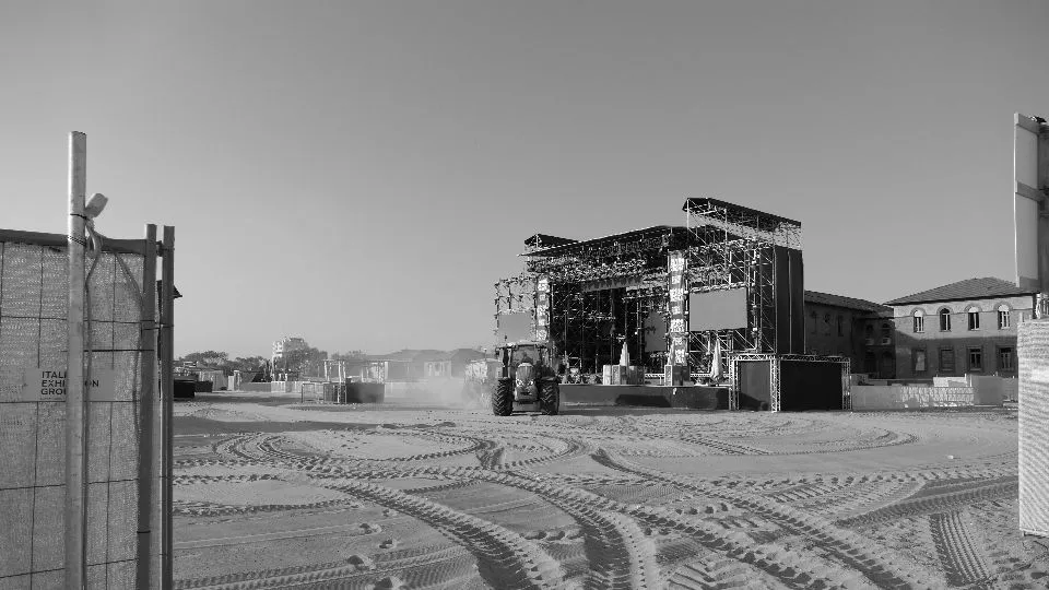 la Rimini Beach Arena (da Vieni oltre fratino)
