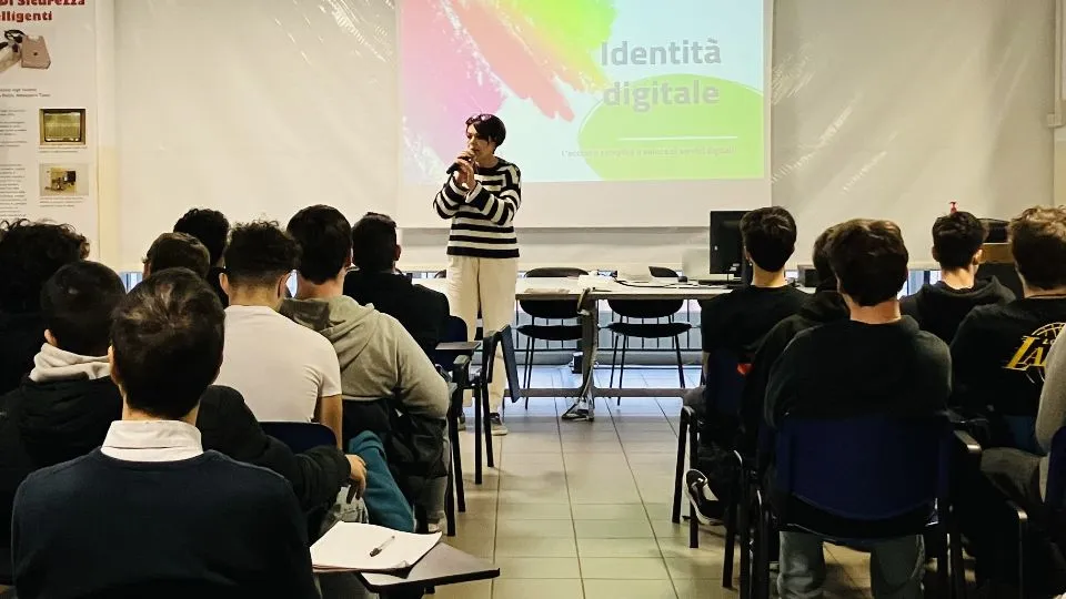 A scuola di identità digitale. Il progetto ‘Digitale Facile’ al Belluzzi-Da Vinci