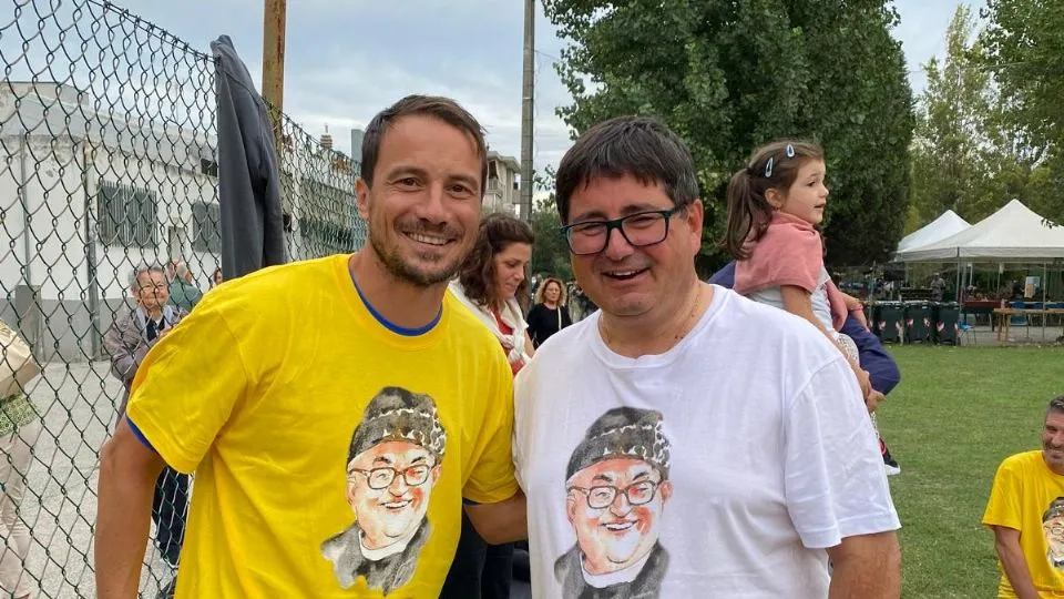 Brighi e il vescovo Anselmi
