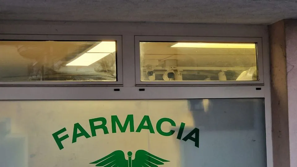 le telecamere della farmacia San Martino