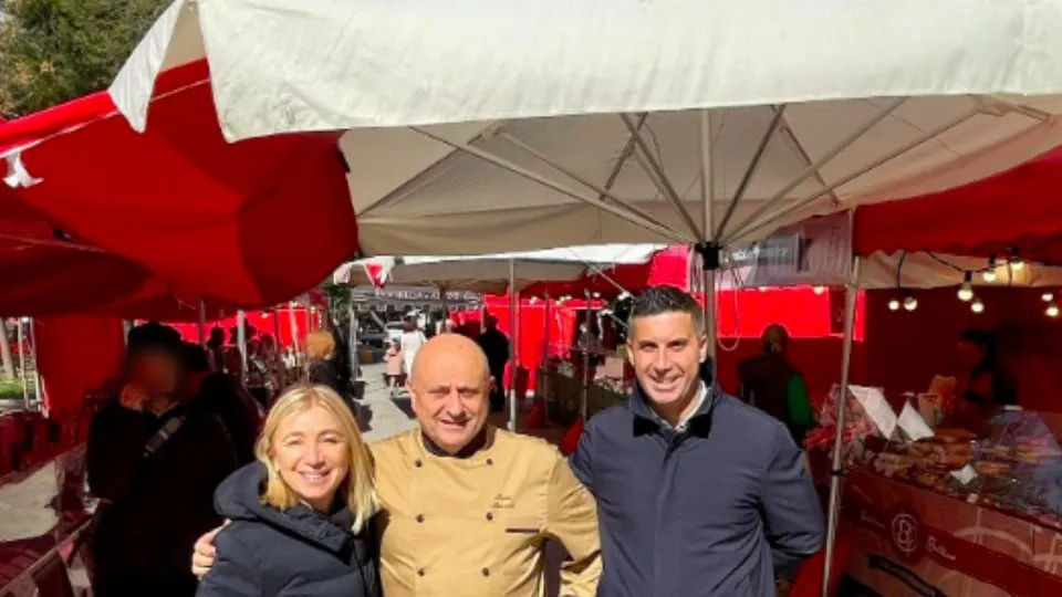 Sindaca Foronchi, Assessore Belluzzi e il maitre chocolatier Staccoli
