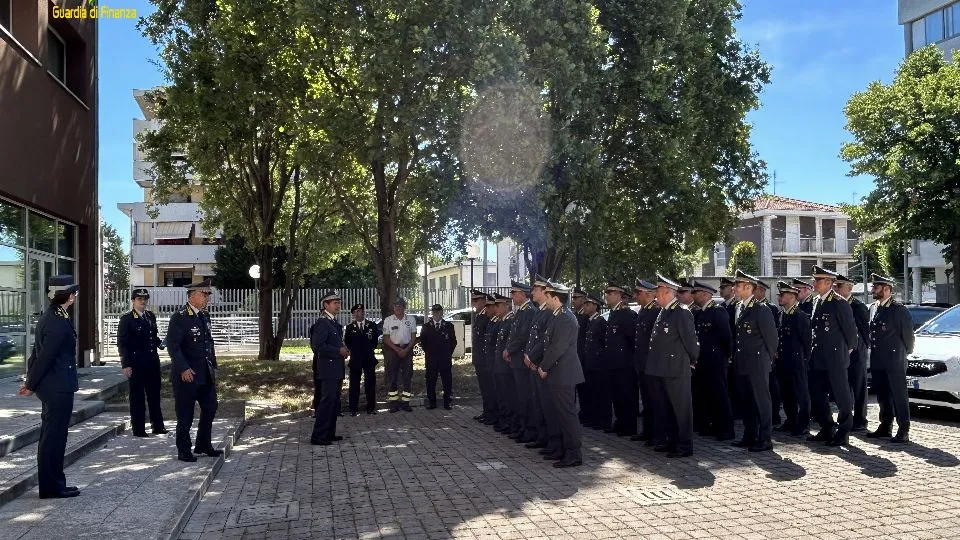 la visita al Comando