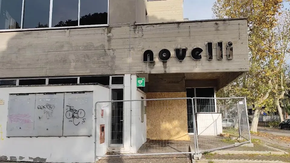 il teatro Novelli chiuso dal 2021
