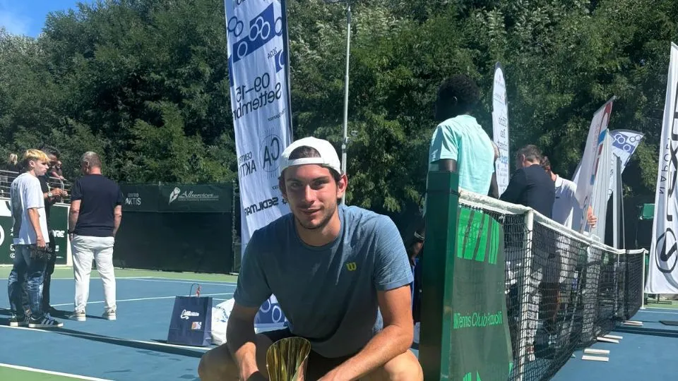 La premiazione di Alessandro Pecci a Pozzuoli