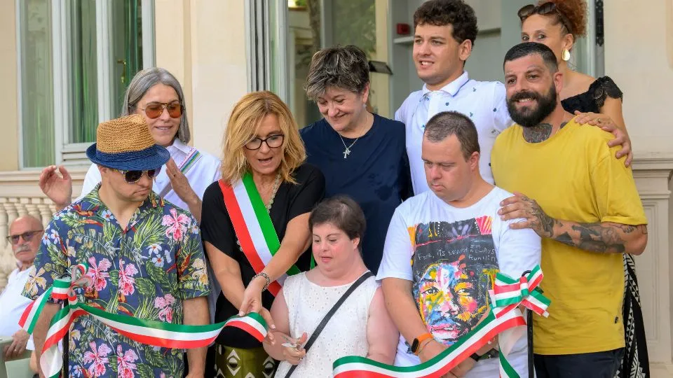 il taglio del nastro