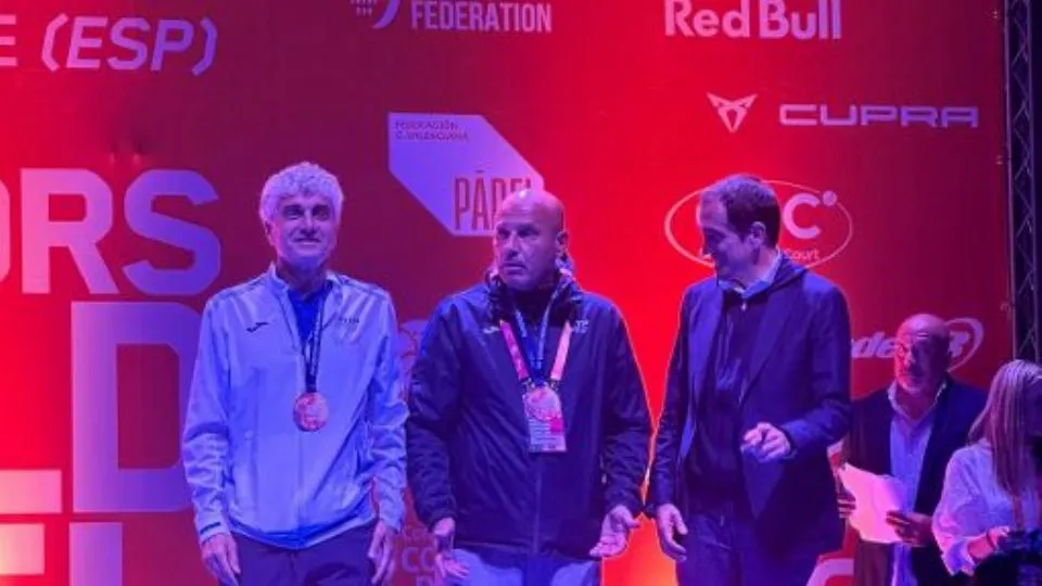 La premiazione di Matteo Bartolini e Maurizio “Serf” Serafino