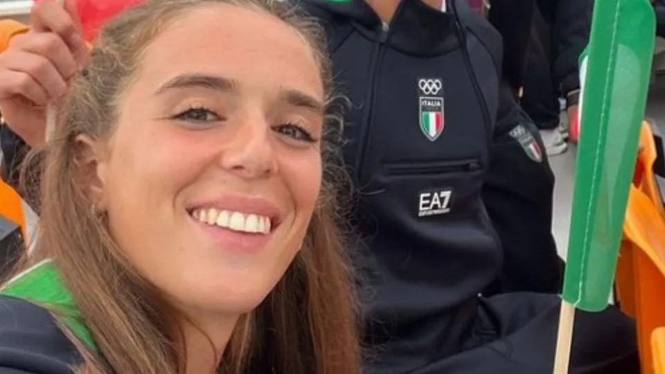 Lucia Bronzetti a Parigi (da Instagram)
