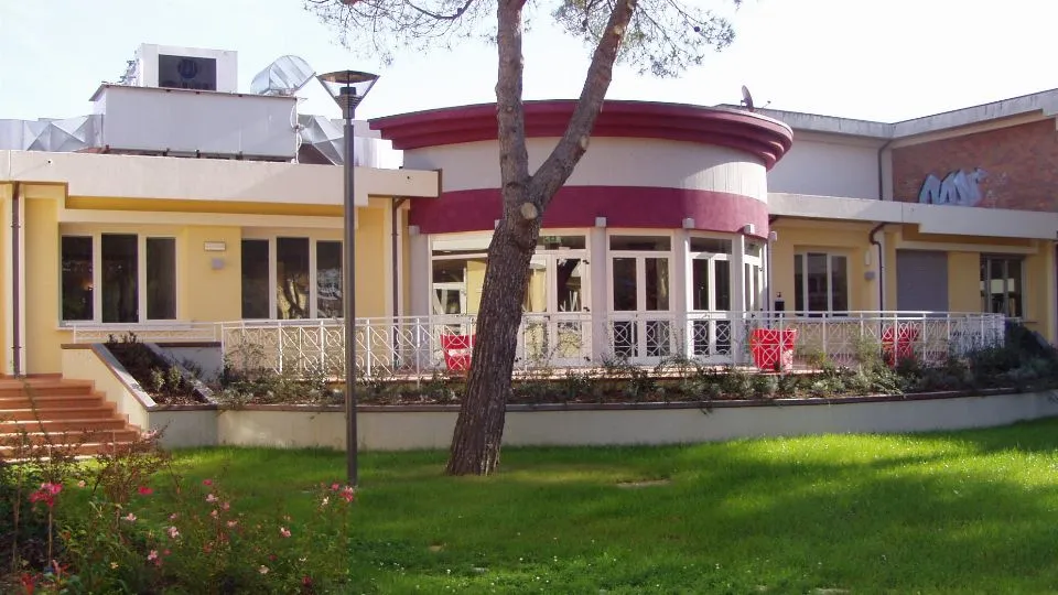 la biblioteca di Misano Adriatico