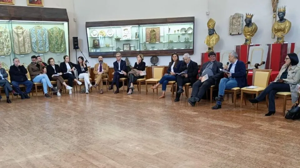 l’incontro con le autorità
