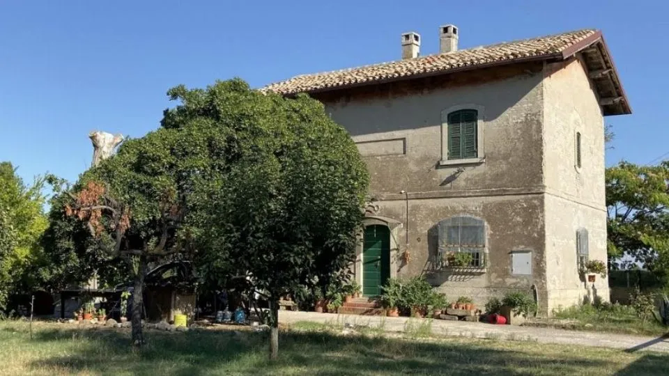 il casello in via Rughi