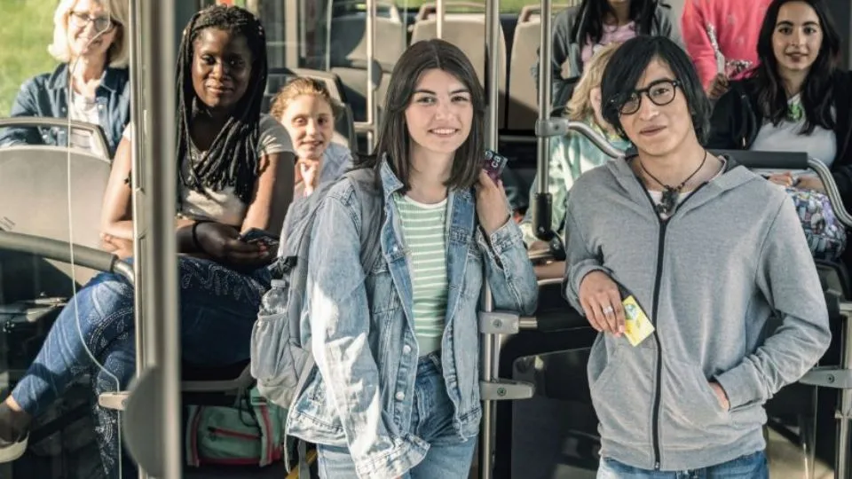 Bus e treni regionali gratuiti per gli studenti