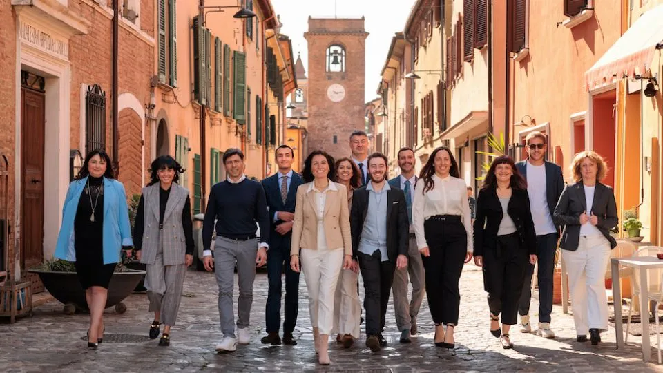 foto di gruppo per i candidati della civica di centrosinistra a San Giovanni