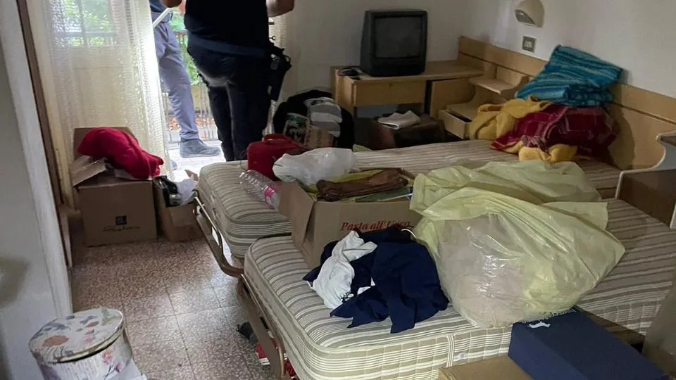 un controllo su alloggi non in regola
