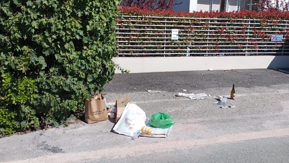 dai residenti del Colle dei Pini