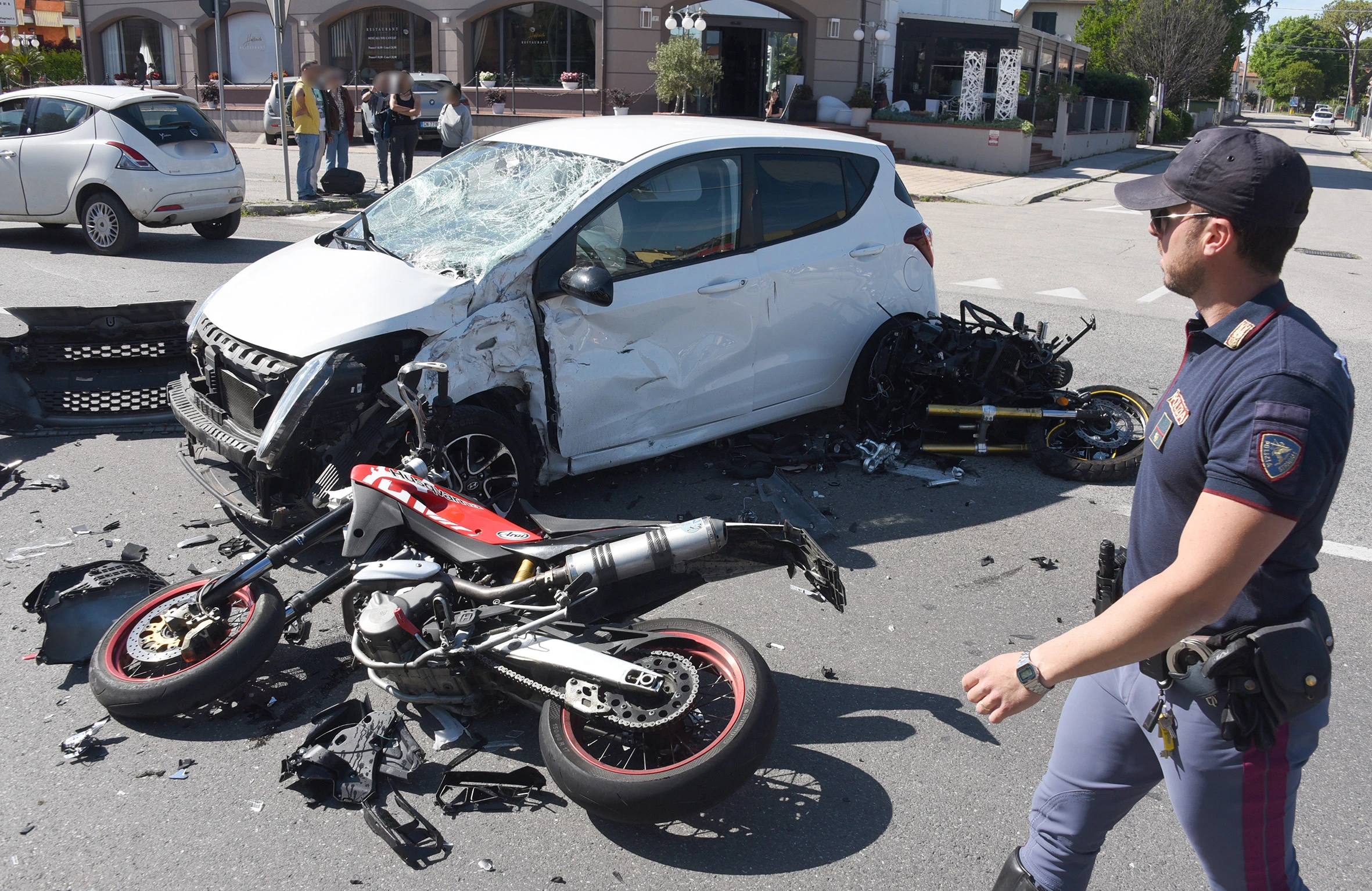 scontro tra auto e due moto a Santa Giustina (Adriapress)