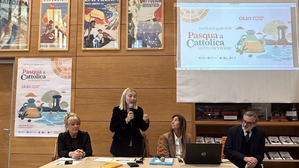 conferenza stampa presentazione Pasqua
