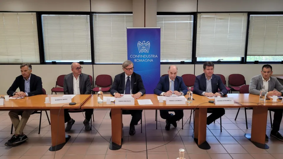 Al centro il presidente Riciputi