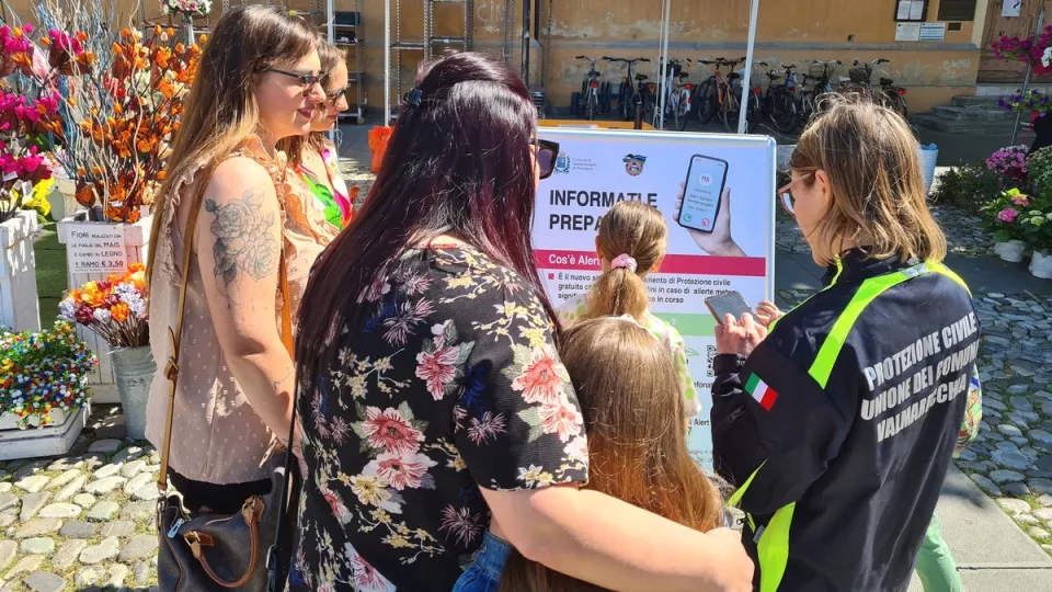 alert system, banchetto a Santarcangelo