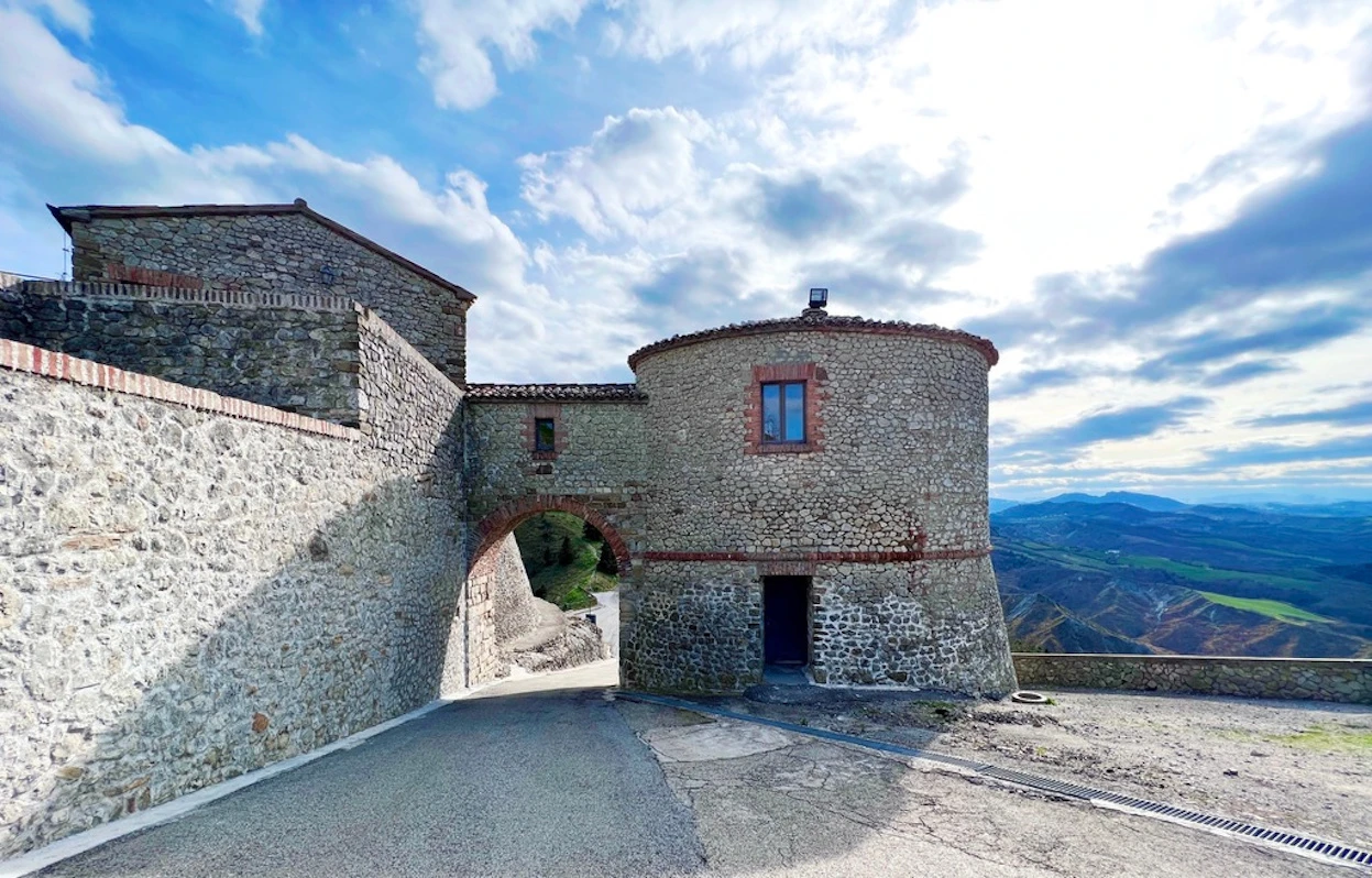 Il castello di Poggio Torriana