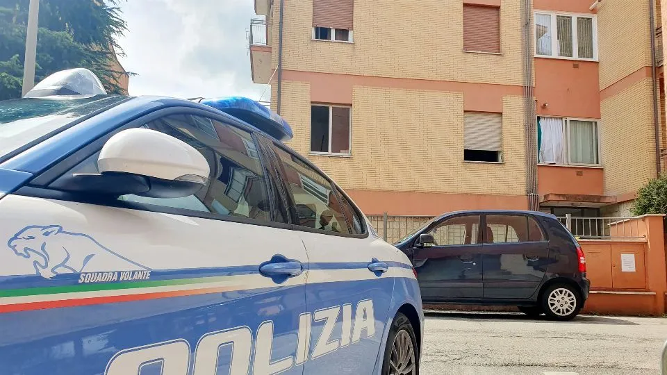 una Volante della polizia di Stato (foto Migliorini)
