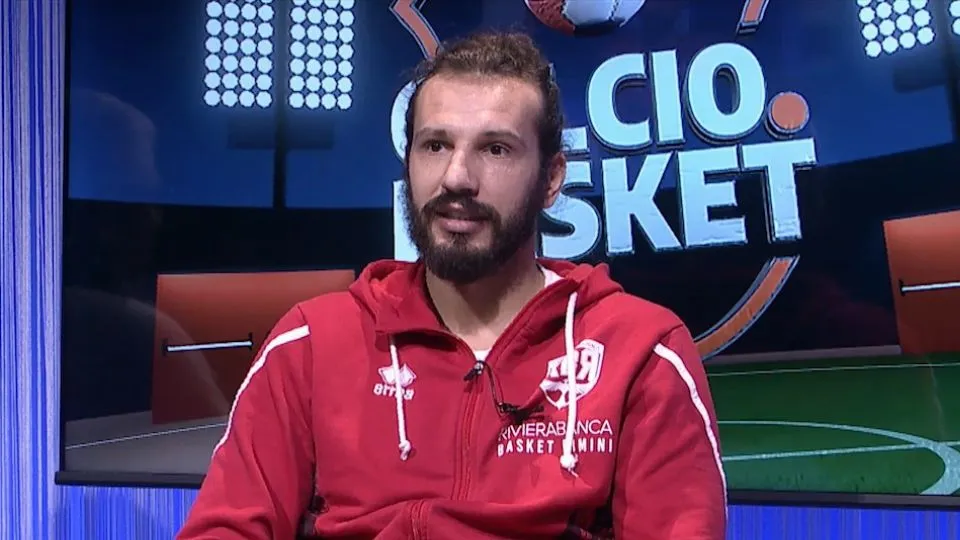 Alessandro Grande nello studio di Calcio.Basket