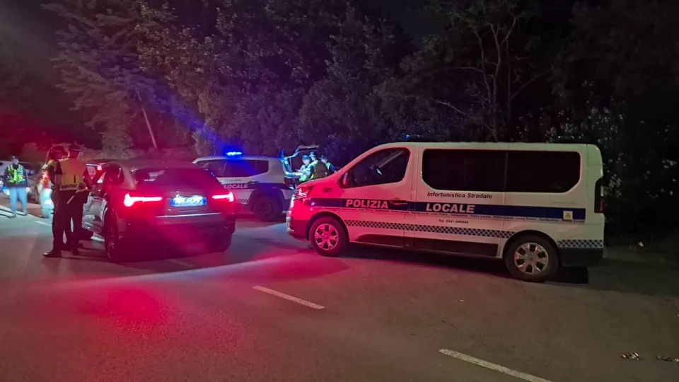controlli taxi abusivi