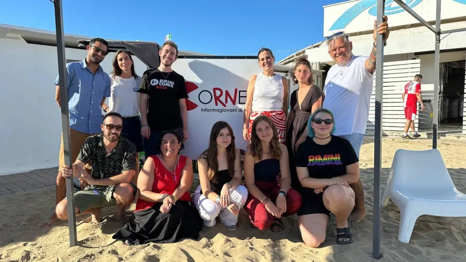 corner on the beach staff