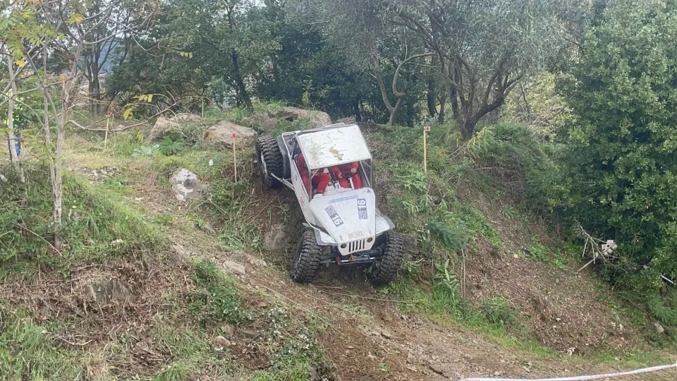 Davide Carattoni e Lorenzo Cevenini in azione
