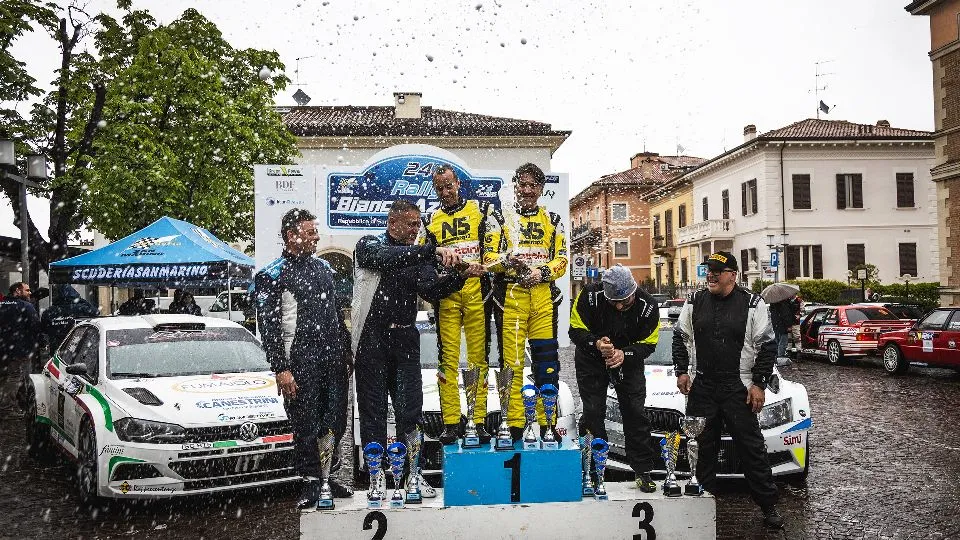 Il podio del moderno (©BIERRE PHOTO SPORT)