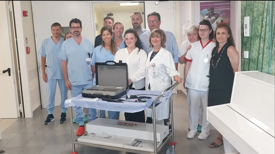 donazione fibroscopio da MT a Terapia Intensiva Neonatale Ospedale Infermi di Rimini