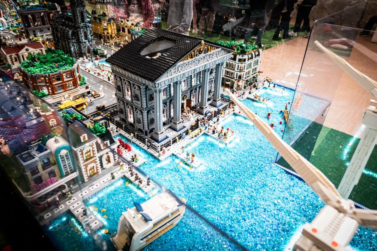 Eco City LAB, una città sostenibile di mattoncini Lego