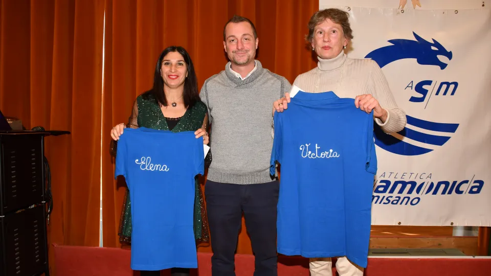 Elena Borghesi, Filippo Valentini e Victoria Constantin