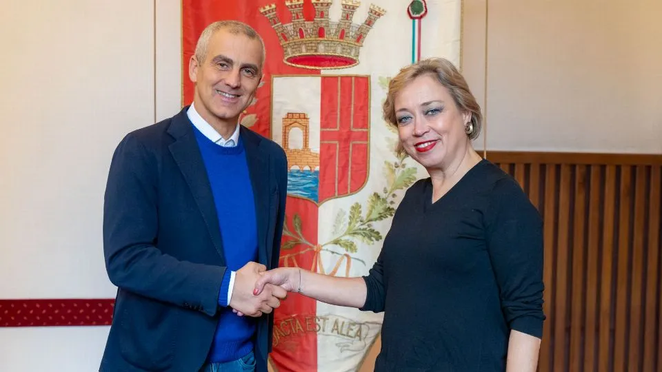 Il sindaco Sadegholvaad con Valentina Ridolfi
