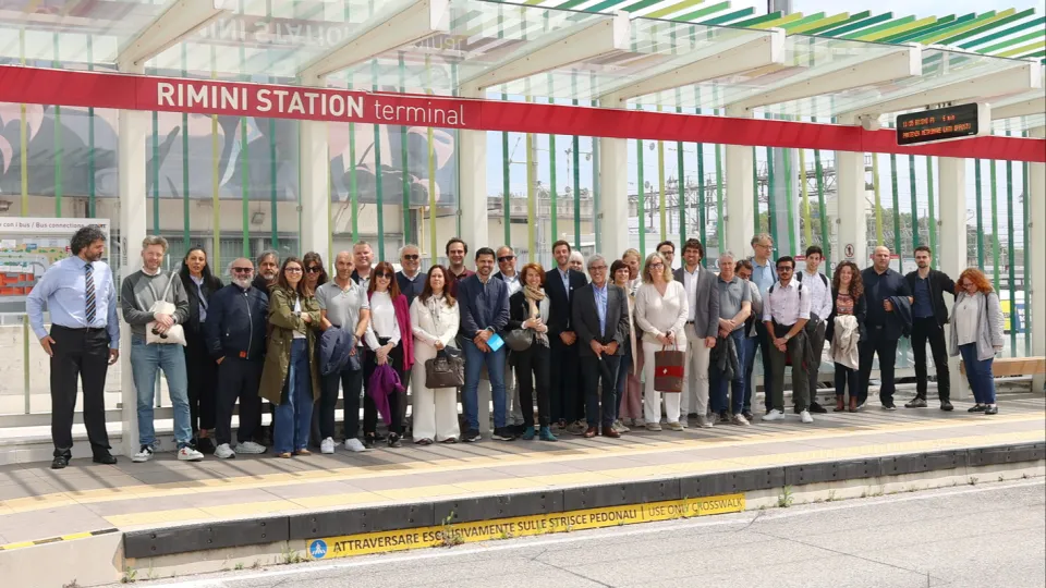 foto di gruppo al terminal