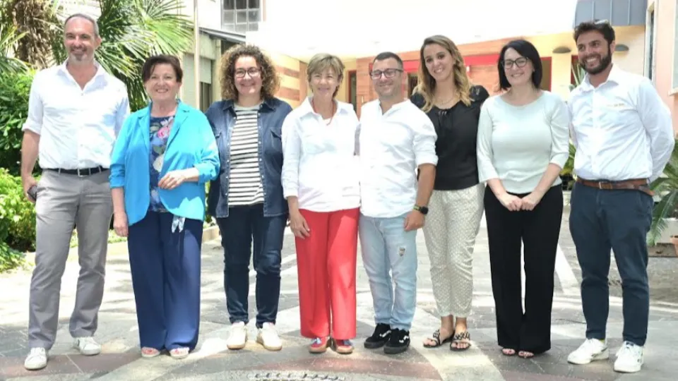 foto di gruppo alla presentazione