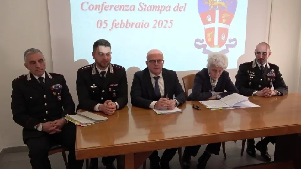 I carabinieri insieme al pm Ercolani e al procuratore Capo Melotti