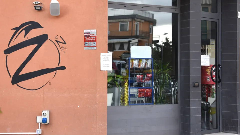 il bar chiuso dal Questore