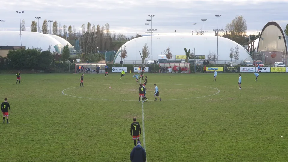 Il calcio d'inizio della ripresa