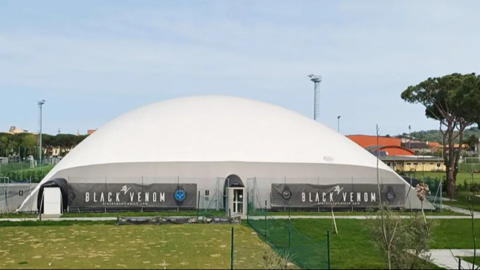 Il campo del Queen's Club di Cattolica