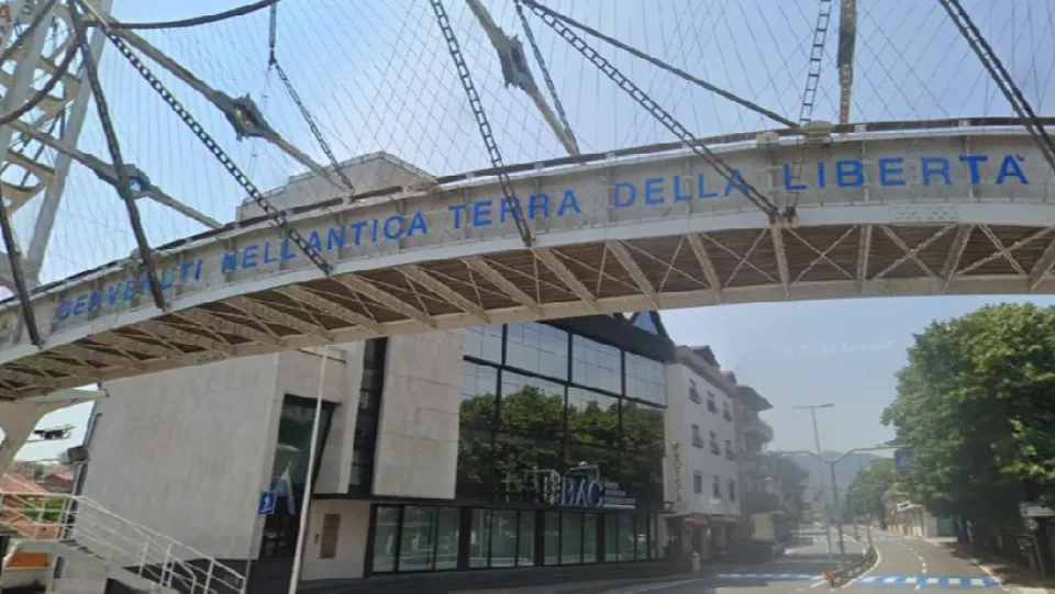 il confine a Dogana (Google Maps)