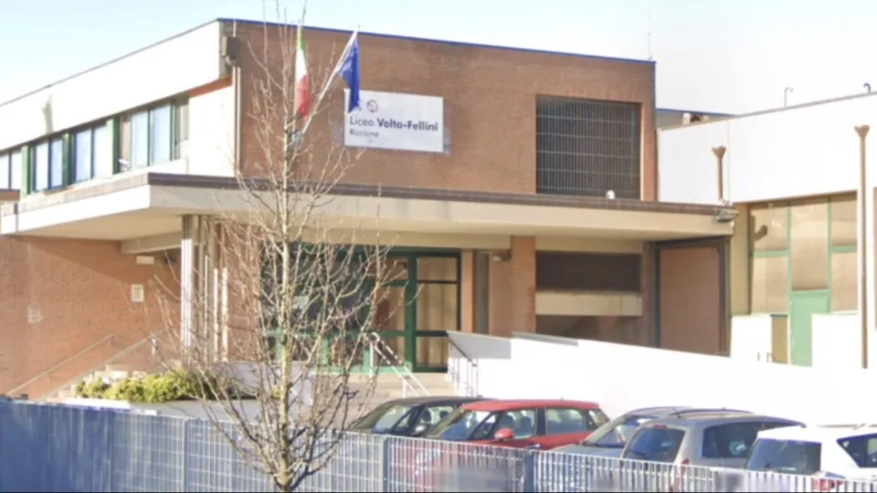Il liceo Volta-Fellini