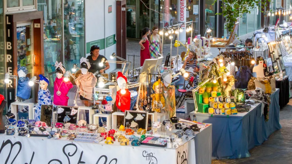 il mercatino all'Alba