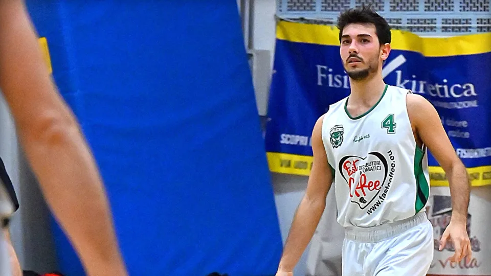 Il playmaker dei Villanova Tigers Federico Guiducci (Foto @Alfio Sgroi)