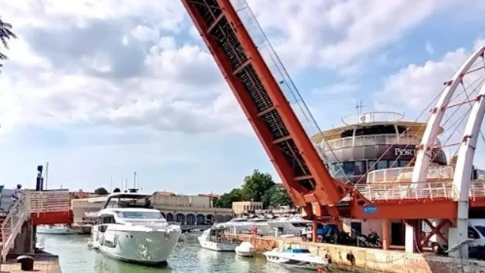 il ponte mobile
