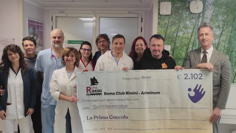 il Roma Club consegna i fondi a La Prima Coccola