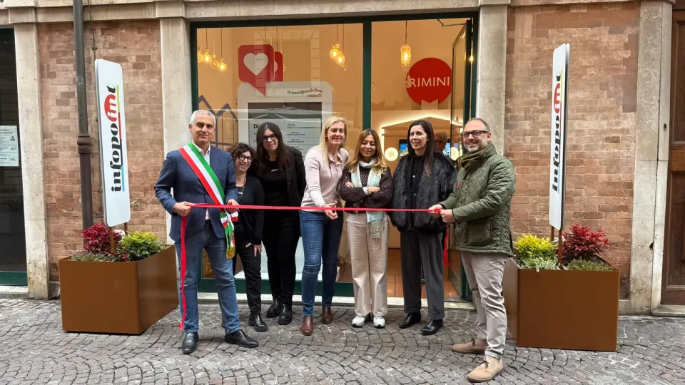 il taglio del nastro