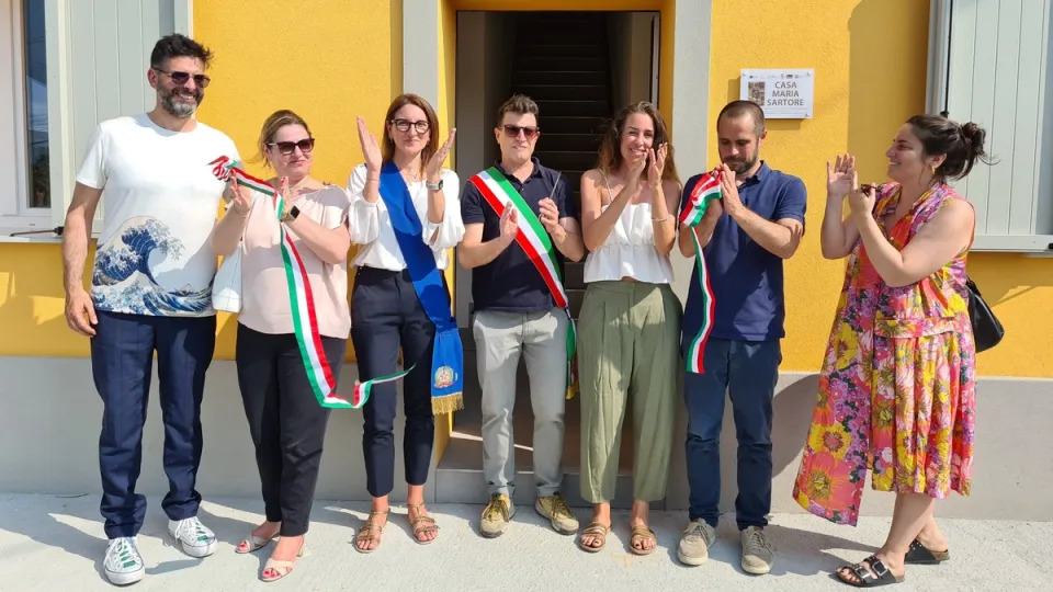 il taglio del nastro