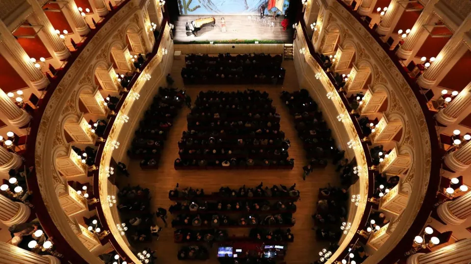 il Teatro Galli, luogo della premiazione