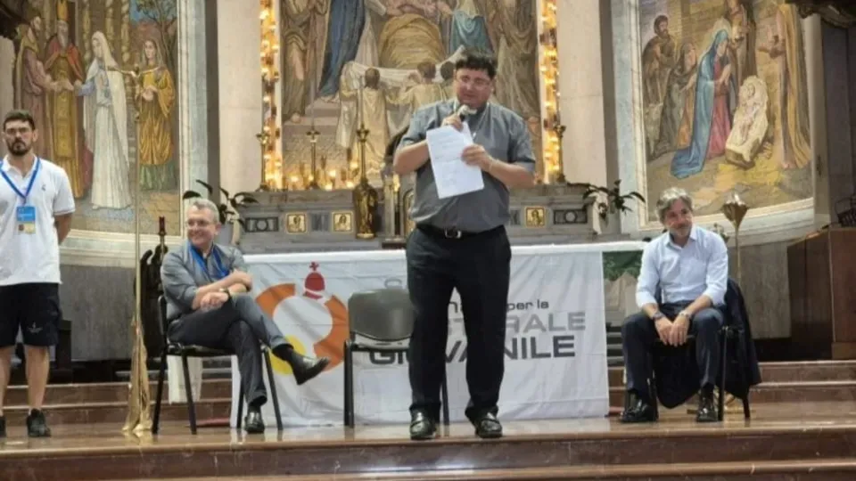 Il vescovo protagonista di una catechesi sulla Gioia Piena (foto SIR)